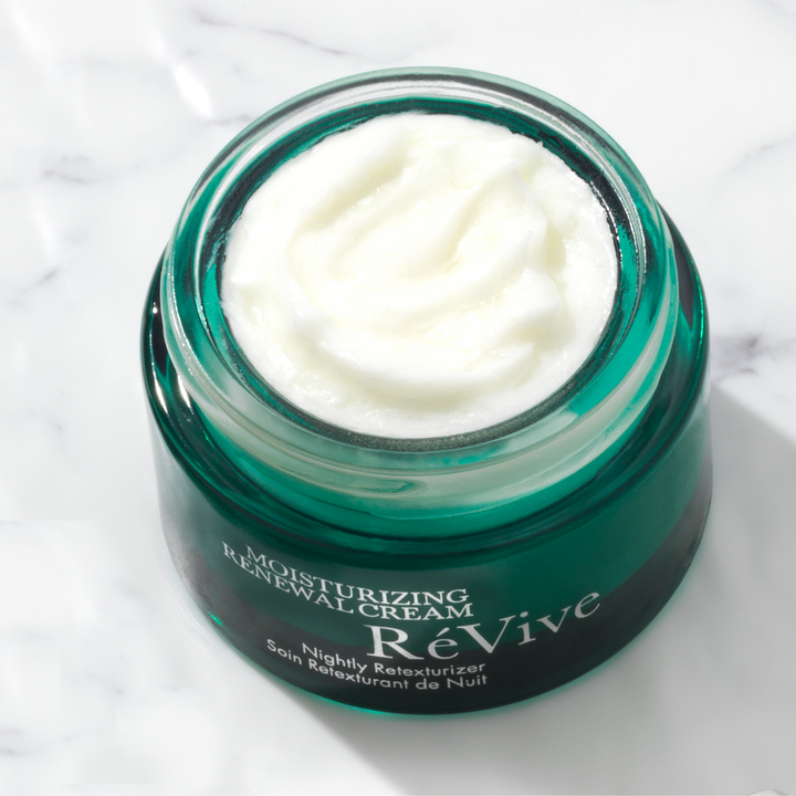 Moisturizing Renewal Cream Texture